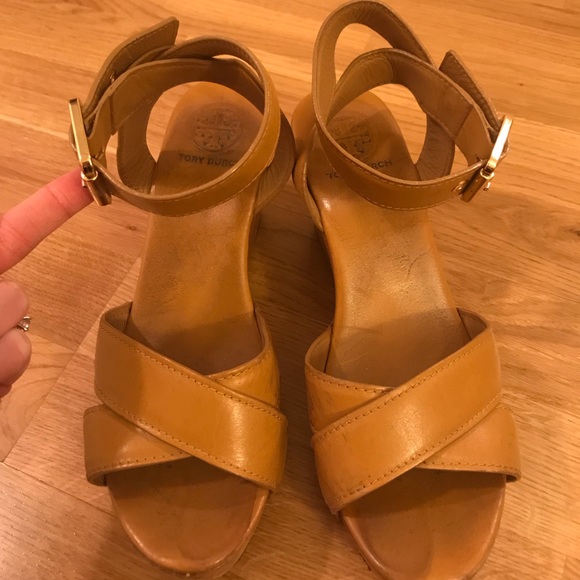 wooden platform sandals